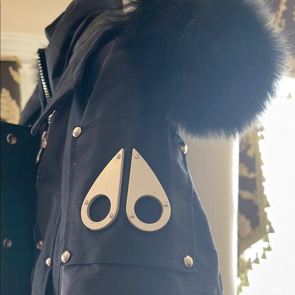Moose Knuckles Blue Ski & Snow Jacket with Fur-Trimmed Hood - Picture 2 of 11
